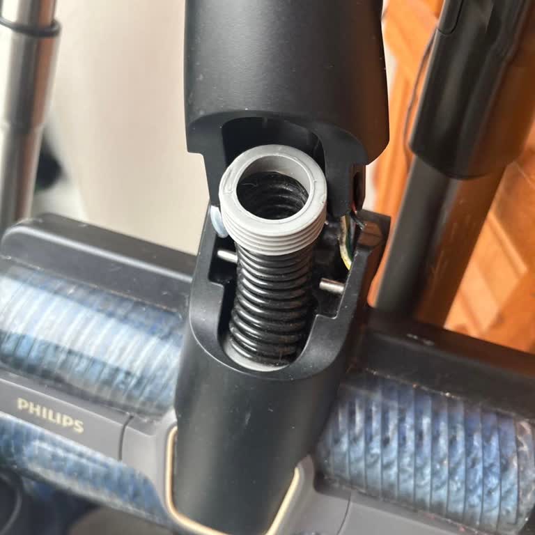 Garanti Kapsamındaki Philips Aquatrio 9000 Başlık Arızası Yüksek Ücret Ve Parça Stok Sorunu