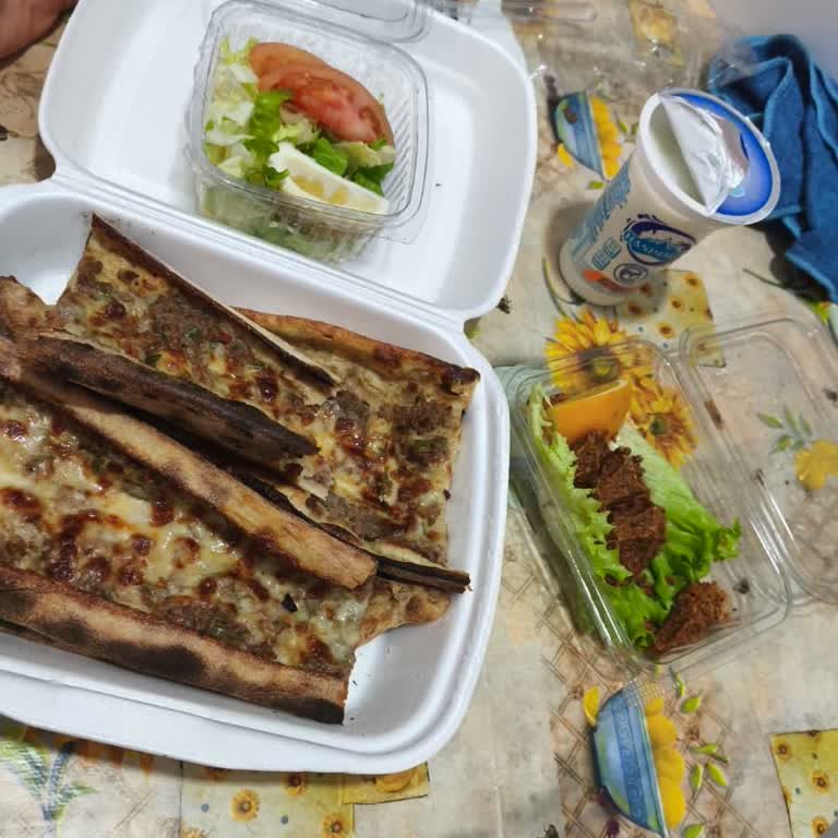 Eksik Çorba Ve Fatura Yokluğu Nedeniyle Ücret İadesi Talebi