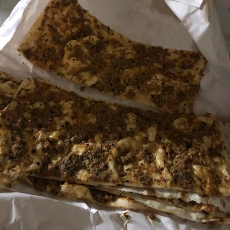 Ömer Usta Pide Kebap (Kırıkkale) Hem Ürün Kalitesi Kötü Hem de Müşteriyle Kurulan İletişim