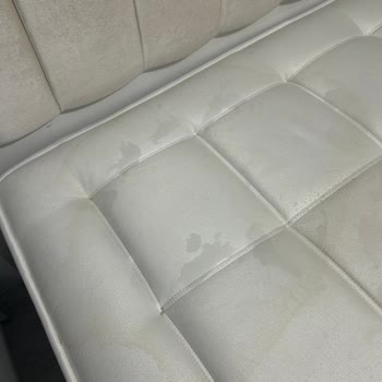 İstikbal'den Alınan Yatak Ve Koltukta Çıkarılamayan Sarı Lekeler Ve İade Talebi