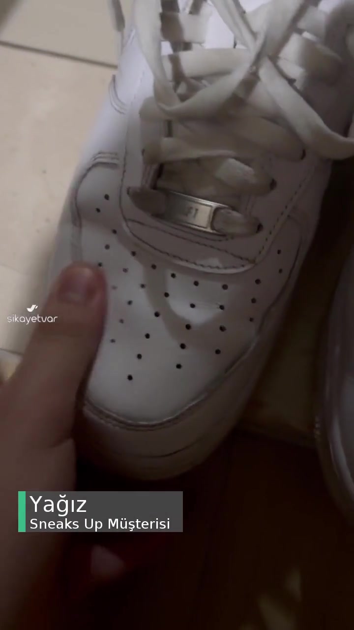 Sneaks Up Nike Air Force Çatlak Ve Fark Sorunu videonun kapak resmi