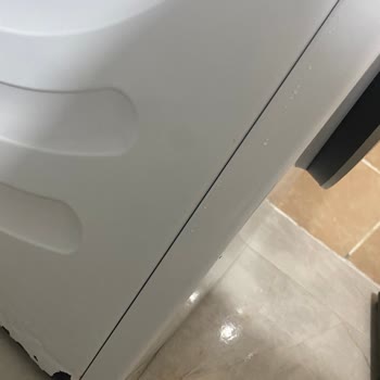 Bosch Çamaşır Makinesinde Deterjan Çekmecesi Sızıntısı Ve Garanti Döneminde Servis İhmali