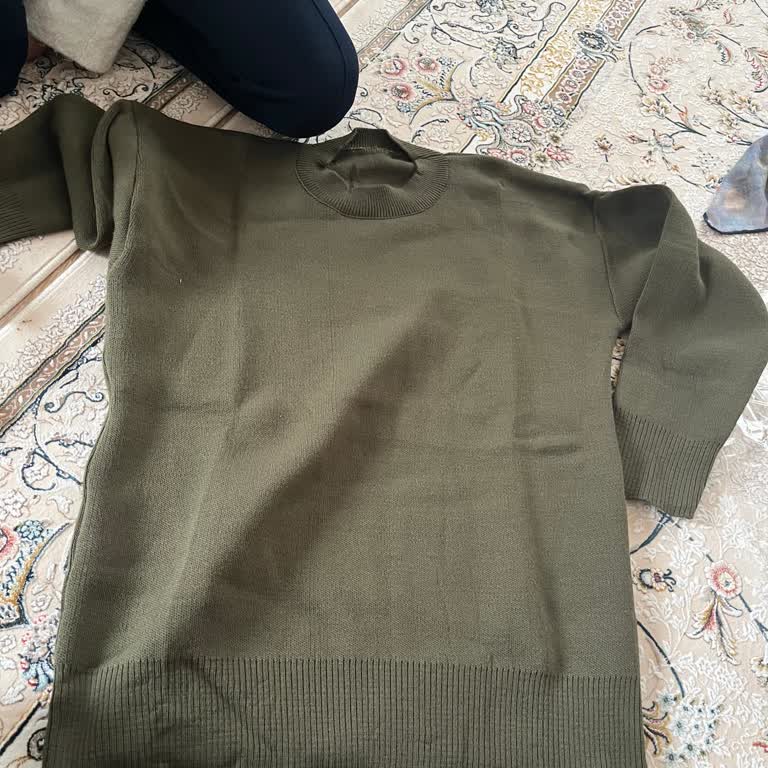 Görseldeki Kazakla Gelen Ürün Uyumsuz, Satıcı Yanıt Vermiyor