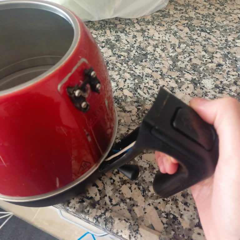 Çaycı Kulp Kopması ve Garanti Dışı Onarım Talebi