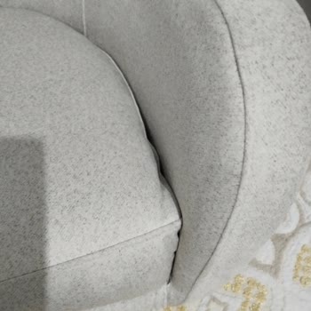 Koltuk Takımındaki Çıkıklık Ve Kumaş Deformasyonu Nedeniyle Tam İade Talebi