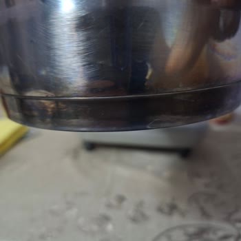 Korkmaz Demliğin İçinde ve Yüzeyinde Belirgin Kararmalar Oluşmaya Başladı