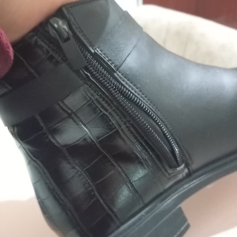 Deichmann Botunda Fermuar Sorunu Ve İade Talebi