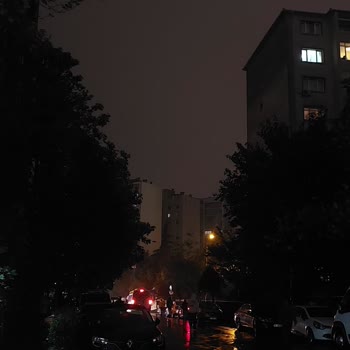 Boğaziçi Elektrik - Bedaş 2 Aydır Sokak Aydınlatmalarının Tamamı Yanmıyor