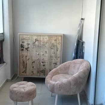 Vivense Madame Dolapta Renk Farkı Ve Kırılan Ayak