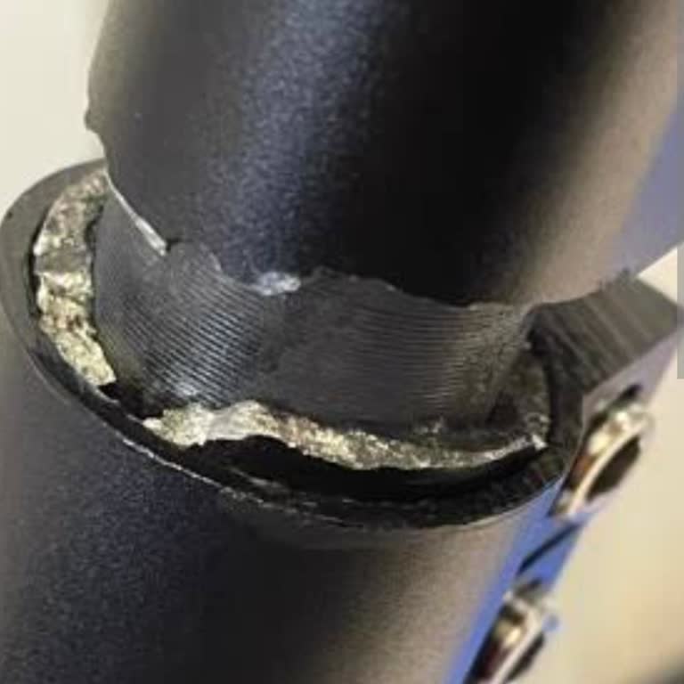 Onvo 12 X Plus Scooter Gidon Borusu Ani Kırıldı Ve Güvenlik Riskine Yol Açtı