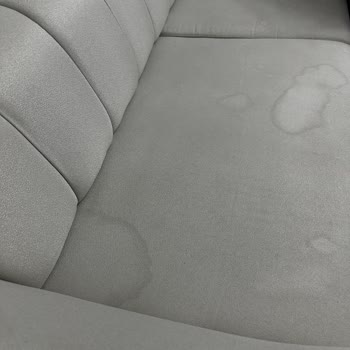 Tek Üçlü Koltukta Sürekli Leke Sorunu Ve Üretim Hatası