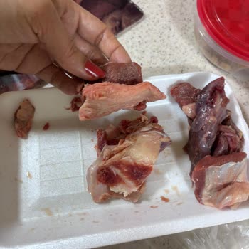 Migros Kuşbaşı Etin Hijyenik Olmayan Sunumu Ve Geciken Teslimat Müşteri Güvenini Zedeledi