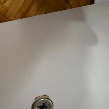 Rani Mobilya Rj136 Modelinde Kullanılmış Parçalar Ve Yetersiz Montaj Kılavuzu