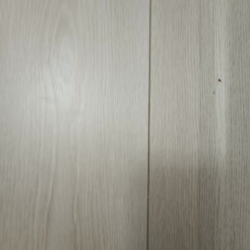 AGT Laminat Parkenin Çabuk Çizilmesi Ve Güvenimin Sarsılması