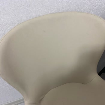 Alfemo Mağazasında Yanlış Ürün Teslimatları Ve Leke Çıkarma Sözünün Tutulmaması