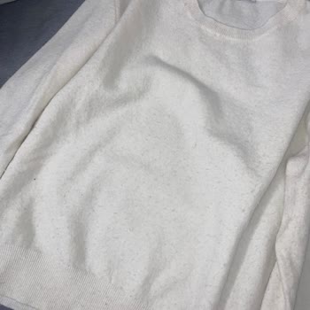 Yünlü Kazakta Aşırı Tüylenme Ve İade Talebi