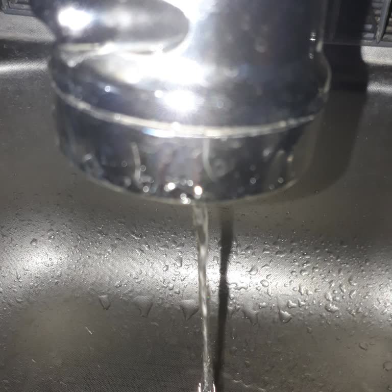 İzmir Büyükşehir Belediyesi Su Basıncı Düşük, Sıcak Su Kullanılamıyor