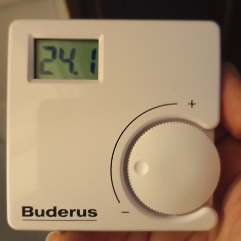 Buderus Oda Termostatı Ayar Düğmesi Kırıldı, Garanti Kapsamında Ücretsiz Değişim Talep Ediyorum