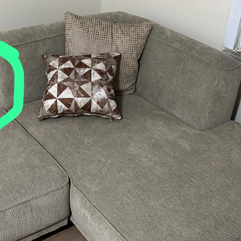 İstikbal Mağazasından Gelen Koltuk Takımında Üretim Hatası Ve Cevapsız Müşteri Desteği