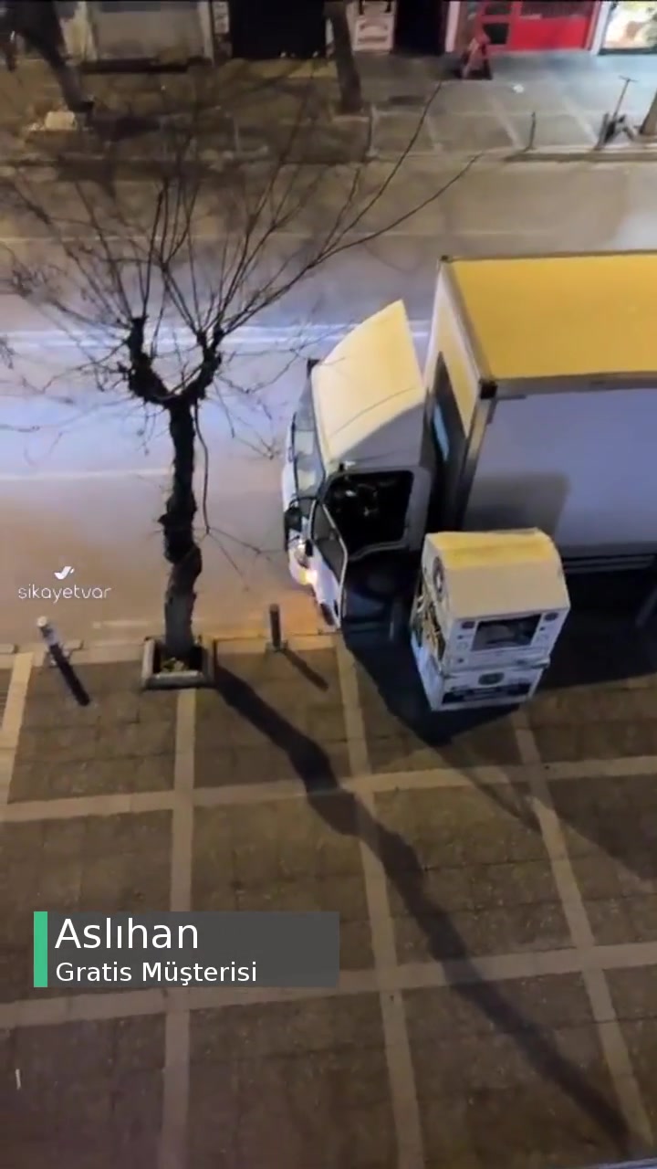 Gratis Sabaha Karşı Olan Sevkiyatlardan Şikayetçiyim! videonun kapak resmi