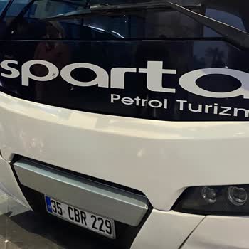 Görevlinin Sert Çarpması Valizimin Tekerleğini Kırdı