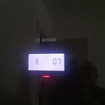 Bosch Buzdolabında Tekrarlayan Fan Arızası Ve E7 Hatası İçin Kalıcı Çözüm Talebi