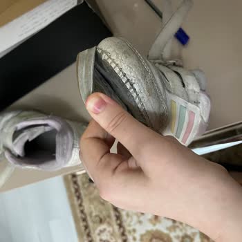 Ayıplı Çocuk Ayakkabısının Tabanı Ayrıldı, İade Talebi