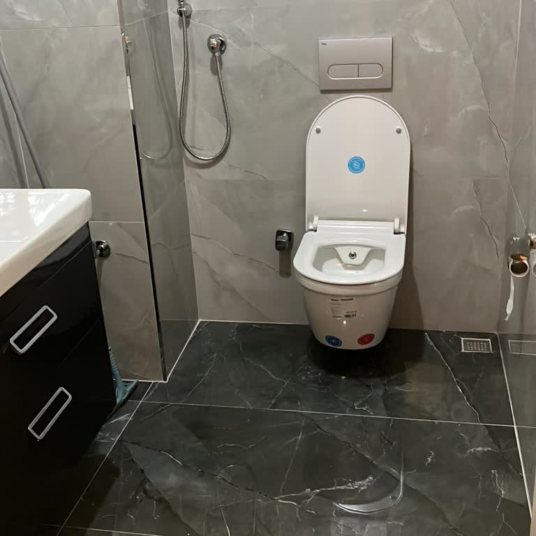 Kale İdea Asma Klozetinde Taharet Musluğu Sürekli Sızdırıyor Ve Servis Sorumluluk Almıyor