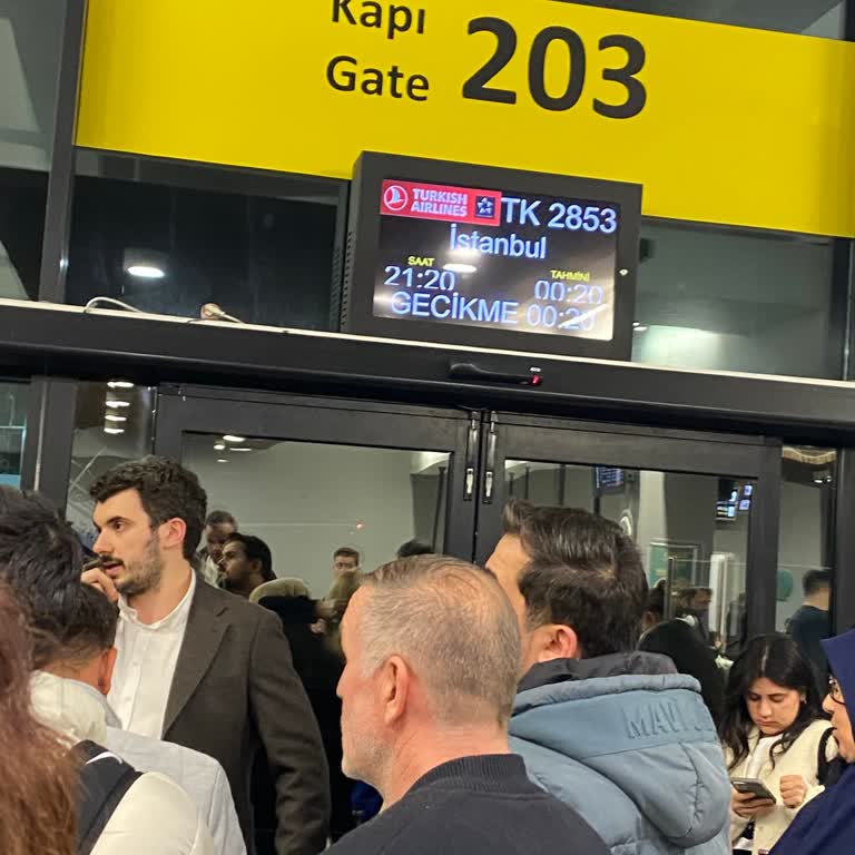 Uçuş İptali Ve Bebekli Yolcunun Yaşadığı Mağduriyet