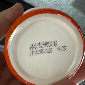 BİM Şubesinde Küflenmiş Aknaz Peynir Gıda Güvenliği İhlali