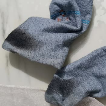 İnci Ayakkabıda Boya Verdiği İçin Ücret İadesi Talebi