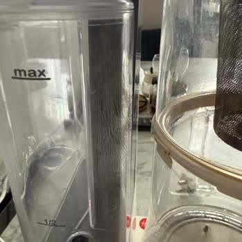 Homend Çay Makinesinde Çatlaklar Ve Sızıntı, Garanti Çerçevesinde Değişim Talebi