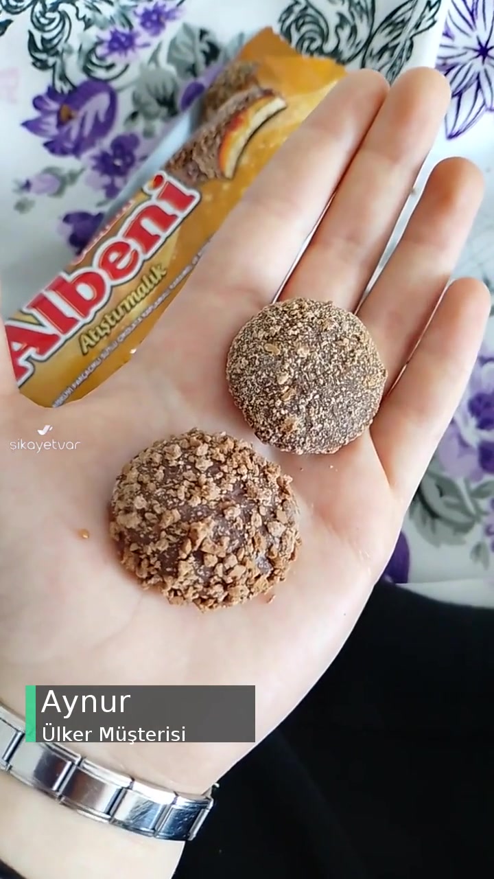 Ülker Albeni Paketindeki Bisküvinin Üzerindeki Parçacıklar Yoktu! videonun kapak resmi