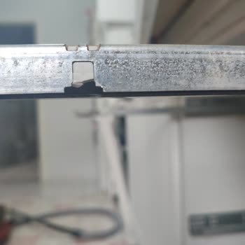 Çekmece Rayı Tırnaklarının Kırılması Nedeniyle Frenleme Sorunu