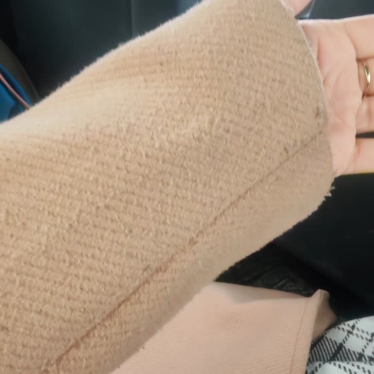 Model K7432 Kabanında Aşırı Tüylenme Sorunu