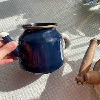 Bonneville Çaydanlığının Buhar Tasarımı Elimi Yakıyor Ve Güvenli Değil