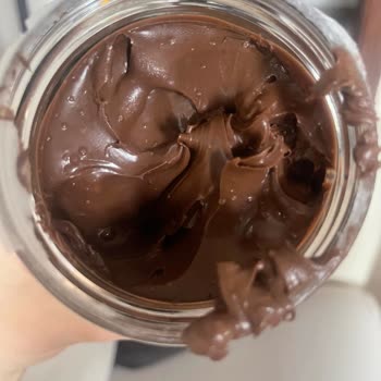 Nutella Kavanozunda Kabarcıklı Görünüm Ve Cevapsız Şikayet