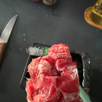 Lezzetlim Dana Kuşbaşı Etinde Kıl Bulunması Hijyen Sorunu