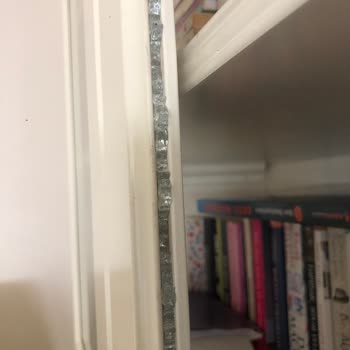 Cam Patlaması Sonrası Güvenlik Tehlikesi Ve IKEA'ye Ücretsiz Yenileme Talebi