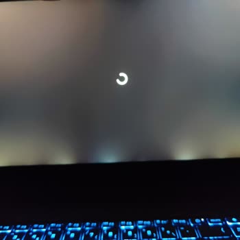 HP Victus Laptop Screen Fails to Meet Advertised 100% sRGB Specs