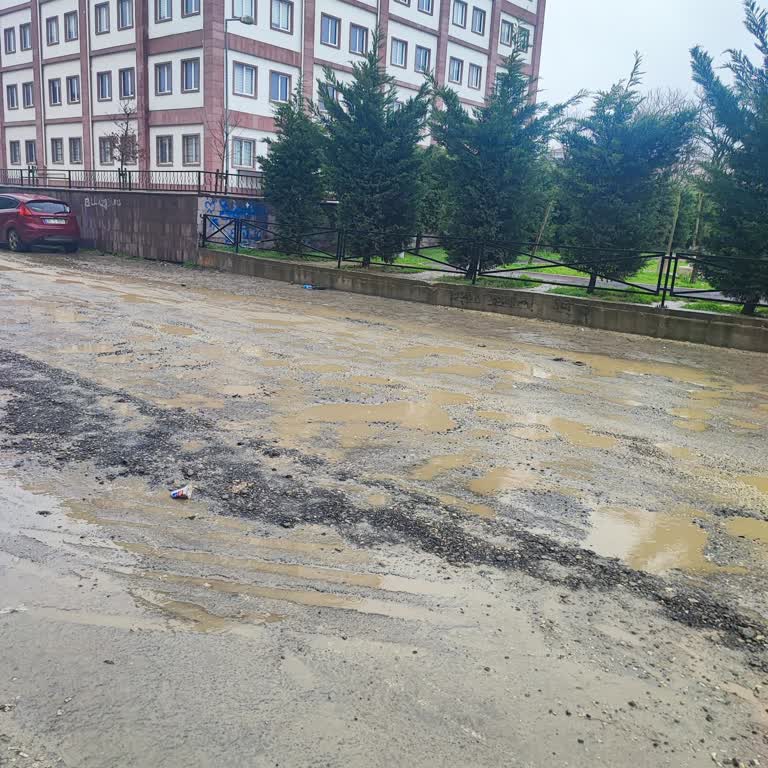 Tekirdağ Kapaklı Belediyesi Kıvanç Sokak Aylardır Çok Kötü Durumda!