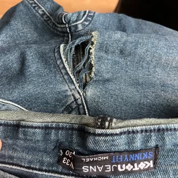 Koton Jean Pantolonlarda Kısa Sürede Tekrarlayan Yırtılma