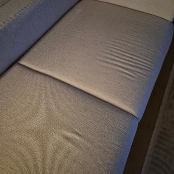 Bohems Koltuk Takımının Kısa Sürede Deforme Olması Ve Servis İhmali