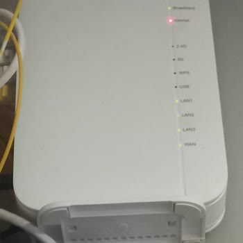 Vodafone Fiber 100 Aboneliğim 3 Gün Boyunca İnternetsiz Ve Canlı Destek Yok