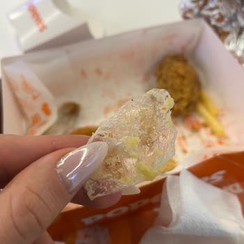 Popeyes Nugget’inde Plastik Parça Keşfedildi