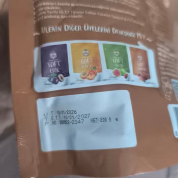 BİM'den Alınan Kayısı Paketi İçinde Ölü Böcek Ve Hijyen Sorunu