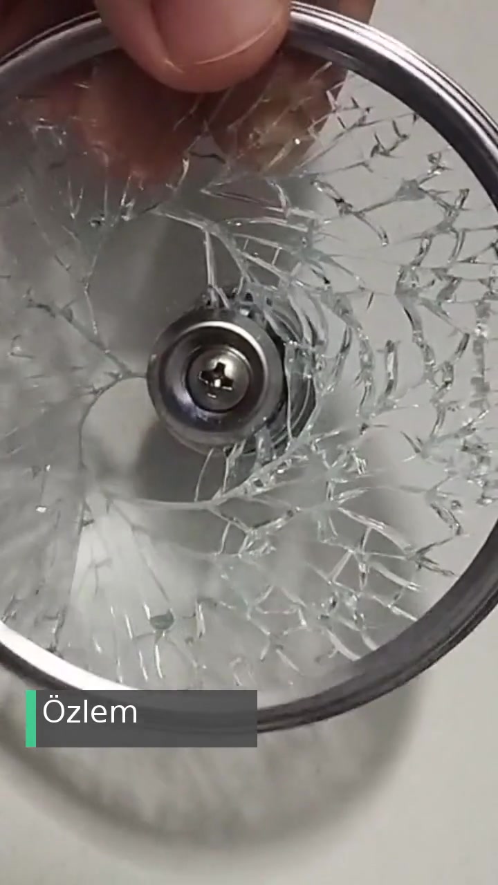 Korkmaz Cam Kapak Kırılması videonun kapak resmi