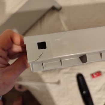 Bauhaus'tan Aldığım Dolaplar Sürekli Kırık, Müşteri Hizmetleri Çözüm Sunamıyor