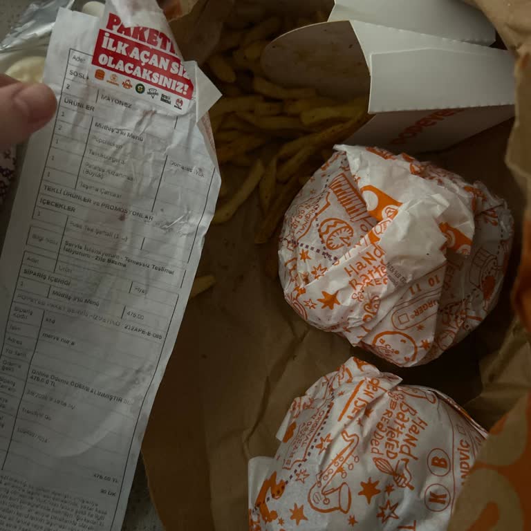 Eksik Burger İçin Yetersiz İade Ve Tam Çözüm Talebi