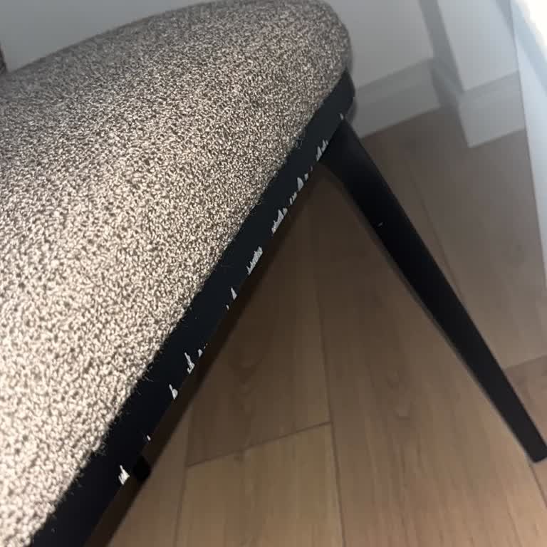 Swan Yemek Takımı Sandalyelerinde Hızlı Aşınma Ve Müşteri Hizmetleri İlgisizliği